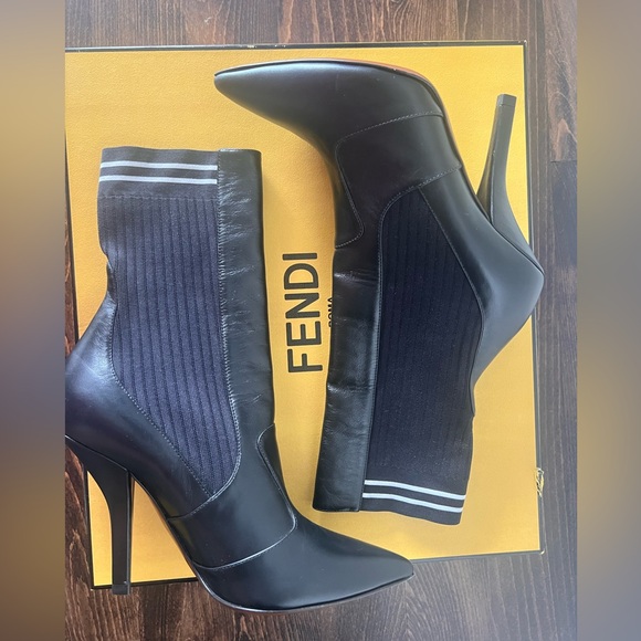 Fendi Leather Stretch Knit Ankle Boots Heels, 37.5 - Picture 5 of 10